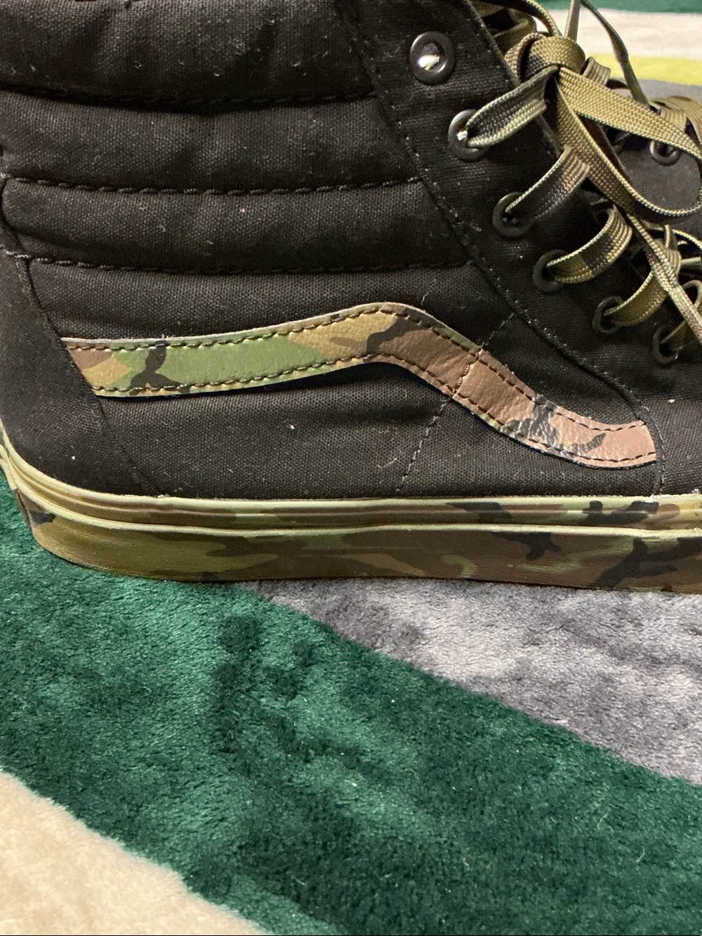 Vans Men Black High-Top Sneakers with Olive Camouflage Trim Size 11 - Picture 8 of 16